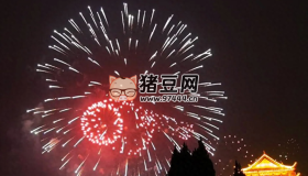 我真服了！過(guò)年用手機(jī)拍煙花我只服華為！